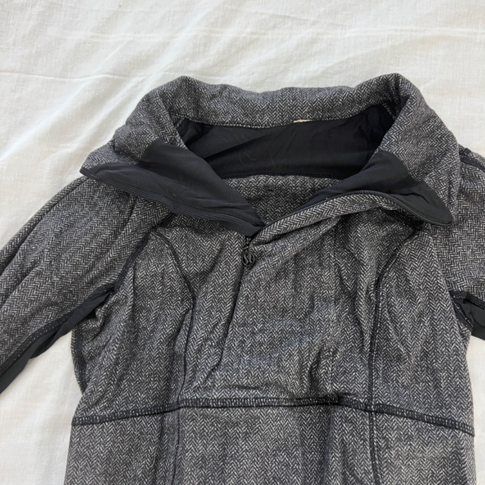 Lululemon Pullover - image 2